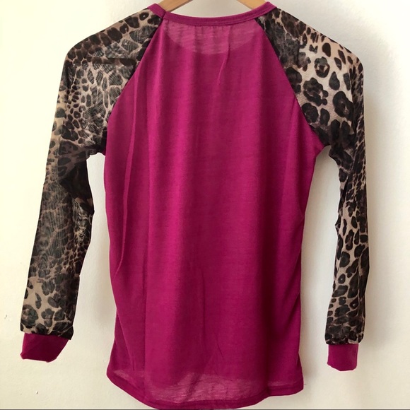 🔴ONE DAY SALE! Magenta Leopard Print Sleeve Shirt - Picture 4 of 6